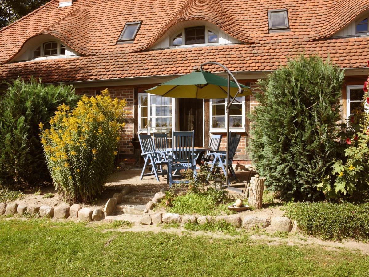 Landhaus Im Gruenen Nehringen Exterior photo